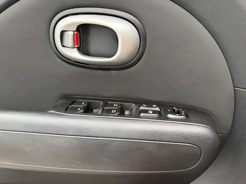 Used 2014 Kia Soul FWD image 17