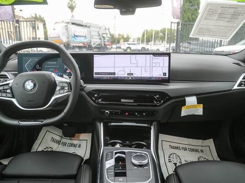 Used 2025 BMW 230i Coupe w/ Premium Package RWD image 14