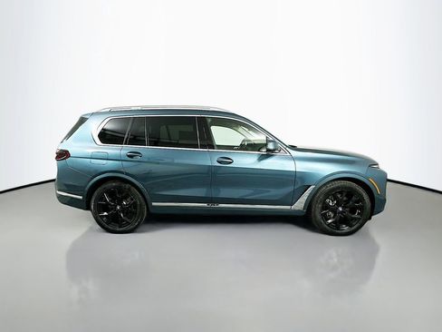 Used 2026 BMW X7 xDrive40i w/ Premium Package image 4