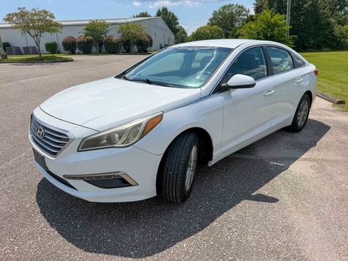 Used 2015 Hyundai Sonata SE FWD image 7