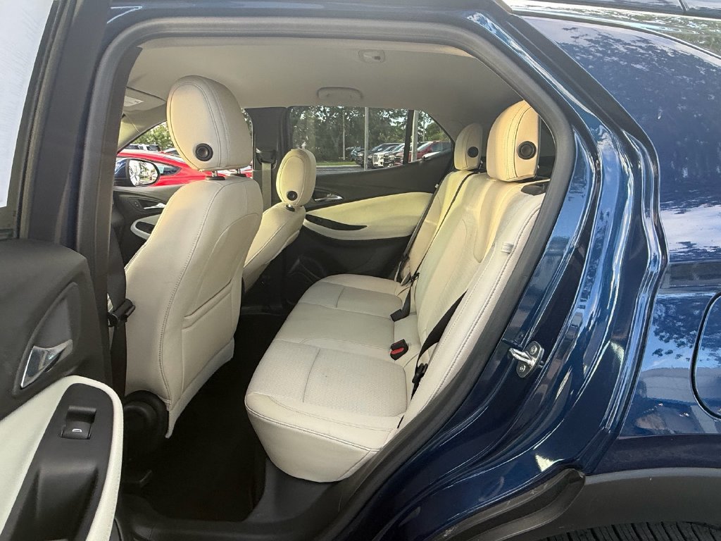 Used 2023 Buick Encore GX Preferred FWD image 11