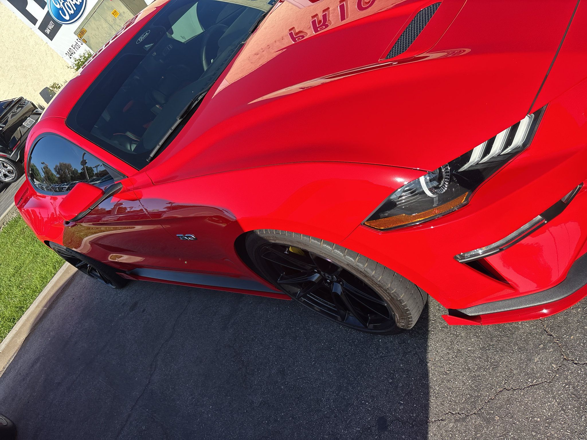 Used 2018 Ford Mustang GT Premium RWD image 2