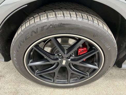 Used 2018 Audi SQ5 Prestige w/ Prestige Package image 17