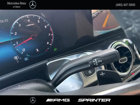 Certified 2022 Mercedes-Benz GLB 250 4MATIC image 29