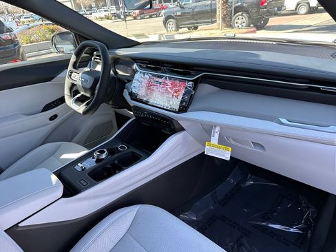 New 2026 Jeep Cherokee Laredo AWD/4WD image 15