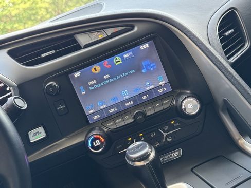 Used 2016 Chevrolet Corvette Stingray Coupe w/ Battery Protection Package image 16