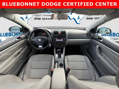 Used 2009 Volkswagen Jetta SE FWD image 12