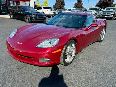 Used 2006 Chevrolet Corvette Coupe w/ Preferred Equipment Group RWD image 1