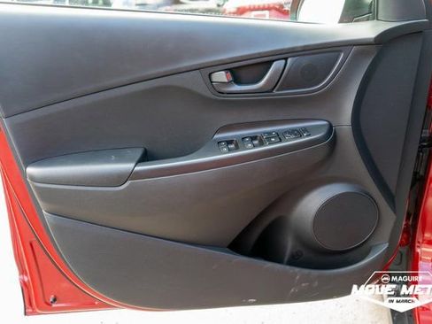 Used 2023 Hyundai Kona SEL image 16