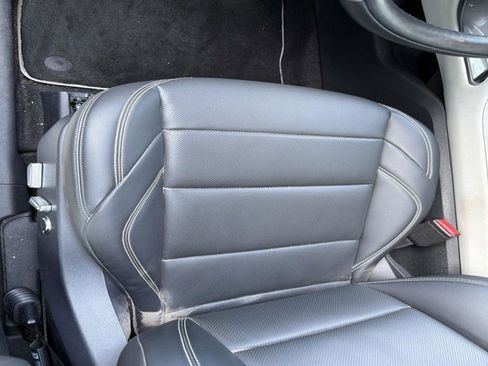 Used 2024 Lincoln Nautilus Premier image 12