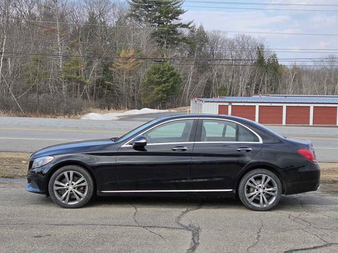 Used 2015 Mercedes-Benz C 300 4MATIC Sedan image 7