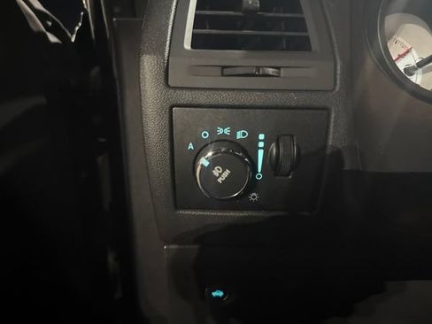 Used 2013 Dodge Challenger R/T RWD image 15