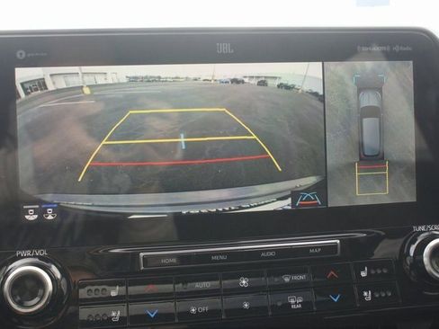 Used 2020 Toyota Highlander Limited image 8