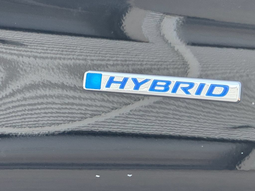 Used 2022 Honda Accord Touring image 9