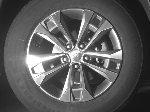 Used 2025 Chevrolet Equinox LT FWD image 13
