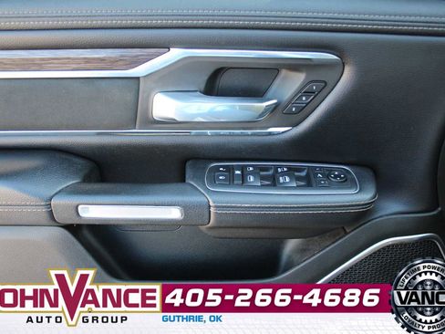 Used 2019 RAM 1500 Laramie image 34