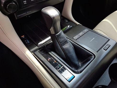 Certified 2023 Lexus GX 460 Premium w/ Premium Package AWD/4WD image 16