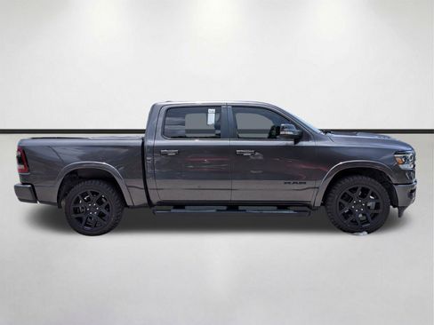 Used 2020 RAM 1500 Laramie AWD/4WD image 3