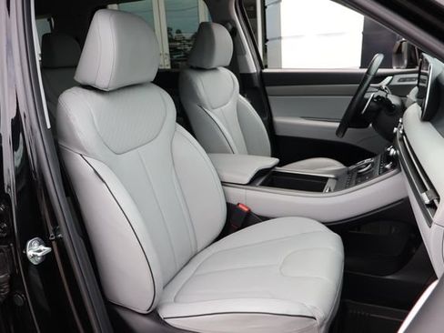 Used 2025 Hyundai Palisade SEL FWD image 23