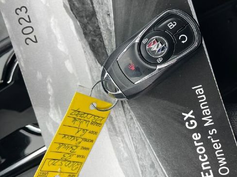 Used 2023 Buick Encore GX Preferred w/ Cold Weather Comfort Package image 4