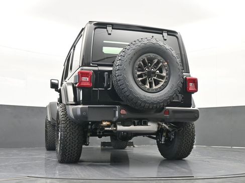 Used 2025 Jeep Wrangler Unlimited Rubicon 392 image 62