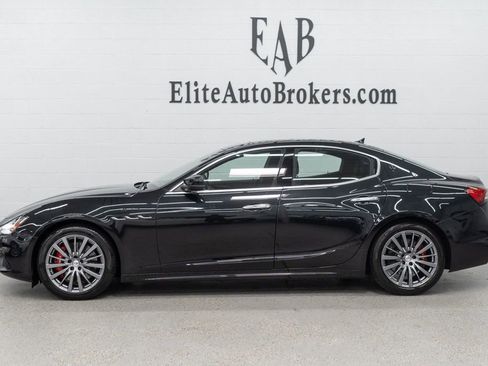 Used 2022 Maserati Ghibli Modena Q4 image 2