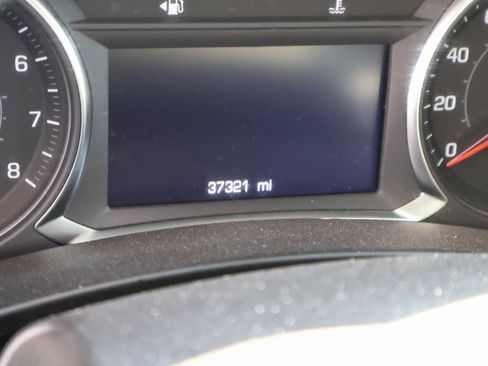 Used 2024 Chevrolet Equinox LT image 19