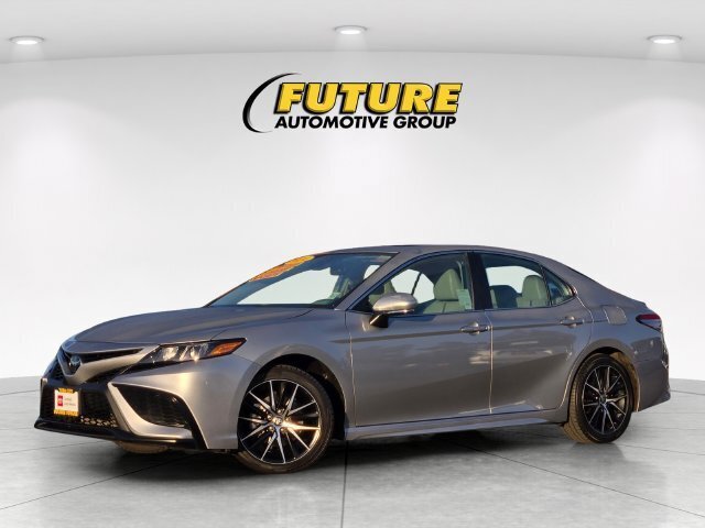Certified 2024 Toyota Camry SE w/ Cold Weather Package AWD/4WD image 10