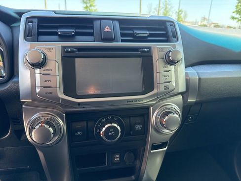 Used 2019 Toyota 4Runner SR5 Premium RWD image 16