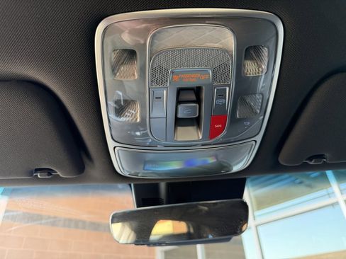 Used 2025 Genesis GV70 2.5T w/ Sport Prestige Package image 26