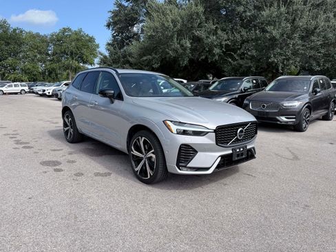 Certified 2024 Volvo XC60 B5 Ultimate w/ Protection Package Premier AWD/4WD image 7