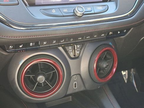 Used 2019 Chevrolet Blazer RS image 17