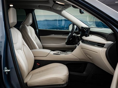 Used 2024 INFINITI QX60 Sensory w/ Vision Package image 27