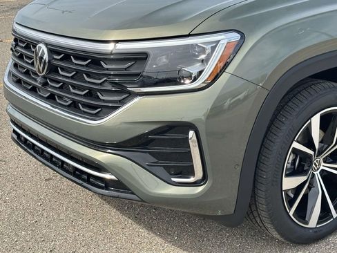 New 2026 Volkswagen Atlas Cross Sport SEL Premium R-Line AWD/4WD image 6