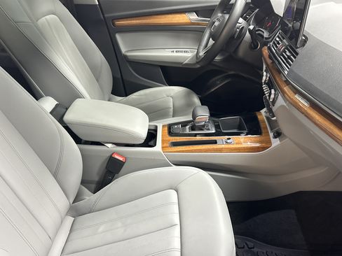 Used 2023 Audi Q5 2.0T Premium w/ Convenience Package AWD/4WD image 35