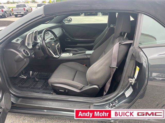 Used 2015 Chevrolet Camaro LT RWD image 24