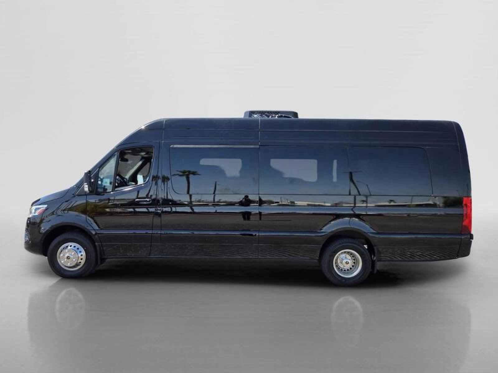 New 2025 Mercedes-Benz Sprinter 3500 image 2