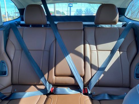 Used 2025 Subaru Outback Touring XT image 25