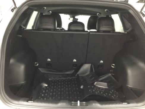 Used 2023 Jeep Compass Limited AWD/4WD image 16