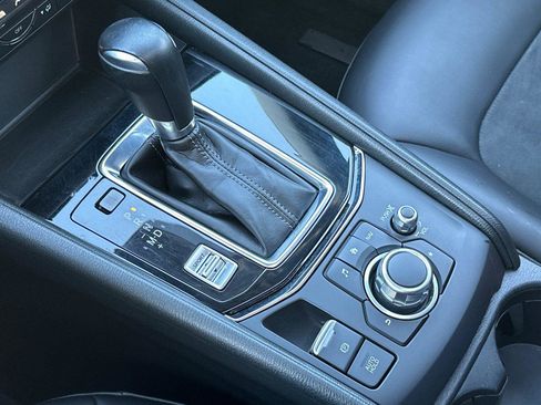 Used 2018 MAZDA CX-5 Touring w/ Preferred Equipment Package image 21