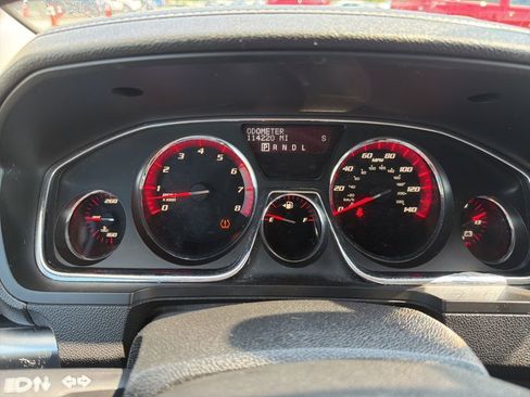 Used 2016 GMC Acadia SLE FWD image 9