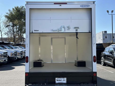 New 2025 Chevrolet Express 3500 w/ Power Convenience Package image 23