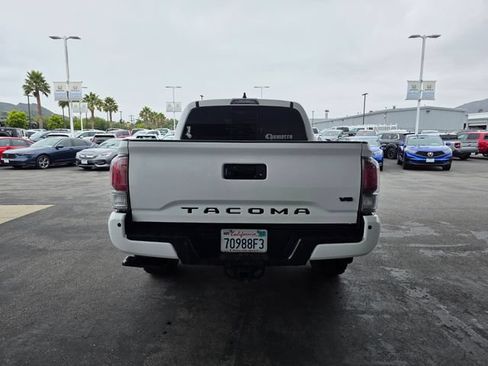 Used 2021 Toyota Tacoma TRD Sport w/ Technology Package RWD image 10