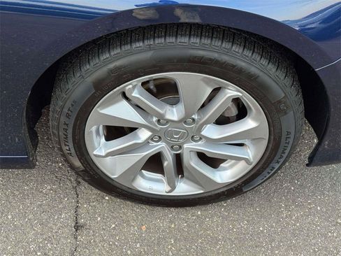 Used 2020 Honda Accord LX image 9