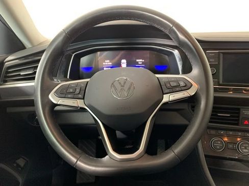 Used 2024 Volkswagen Jetta SE w/ Panoramic Sunroof Package FWD image 26