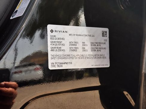 Used 2023 Rivian R1T Adventure AWD/4WD image 26