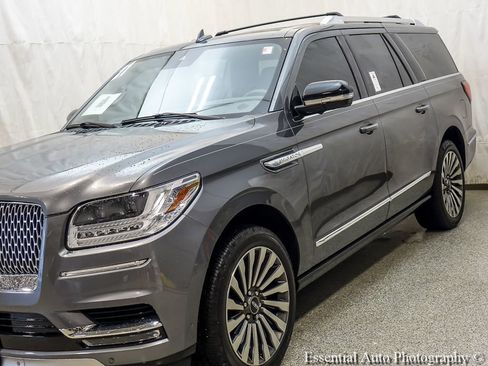 Used 2021 Lincoln Navigator L Reserve w/ Luxury Package AWD/4WD image 6
