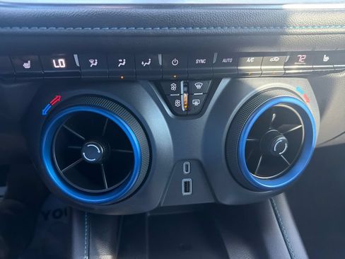 Used 2025 Chevrolet Blazer RS AWD/4WD image 11