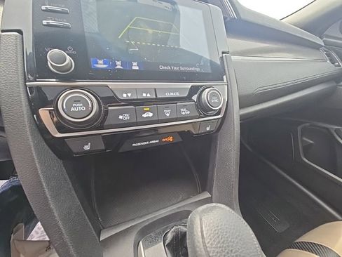 Used 2019 Honda Civic EX image 17