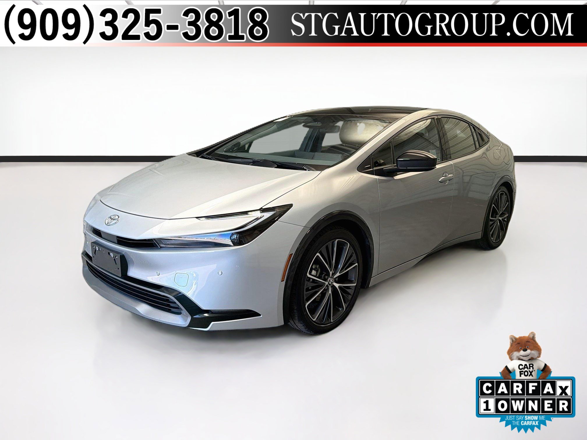 Used 2024 Toyota Prius Limited FWD image 1